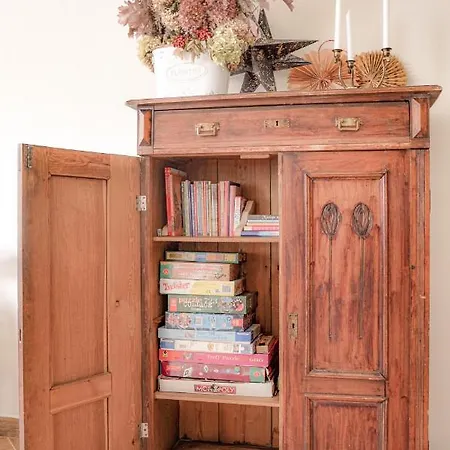 Zielonomi Bed & Breakfast *