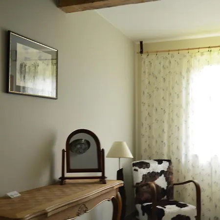 Bed & Breakfast Zielonomi *