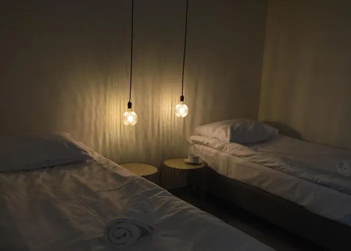 Zielonomi Bed & Breakfast *